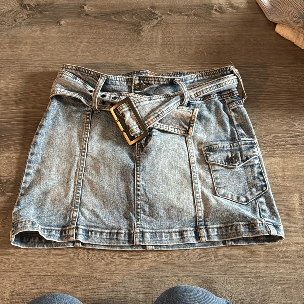 Wild fable Jean skirt.